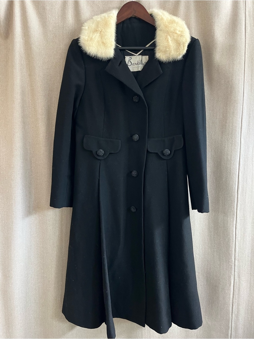 Vintage Retro Berkeley’s Black Wool Trench Coat with Cream Faux Fur Collar Swing